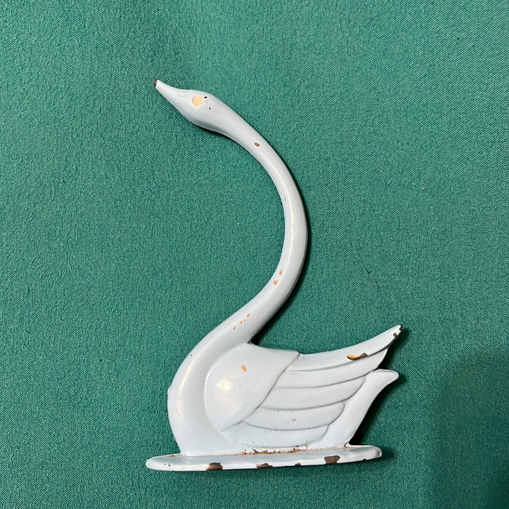 Vintage Revere Mfg. USA swan ring holder